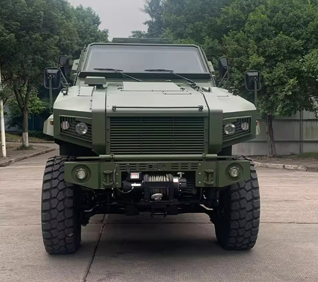 830 kg Vollgewichts gepanzertes Sicherheitsfahrzeug Vollzeit-Vierradantriebstechnologie