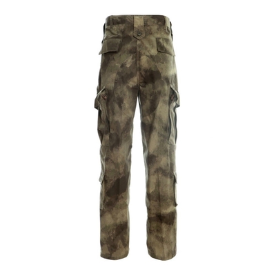 - Eine gute Lüftung, Militäruniform.