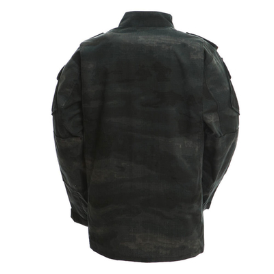 - Eine gute Lüftung, Militäruniform.