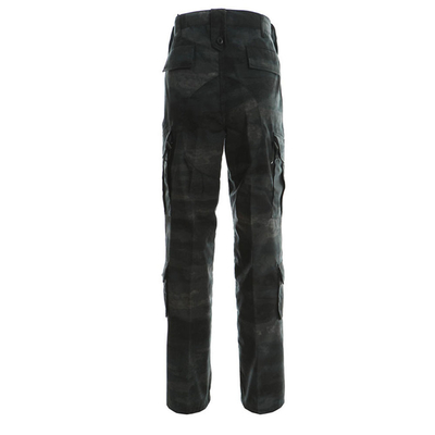 - Eine gute Lüftung, Militäruniform.