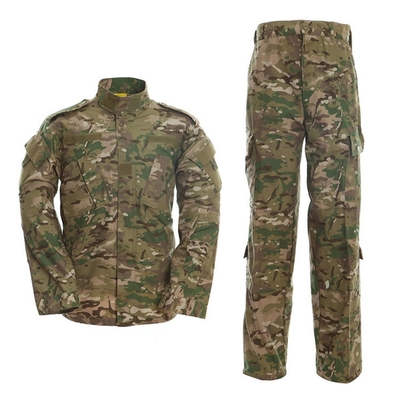- Eine gute Lüftung, Militäruniform.