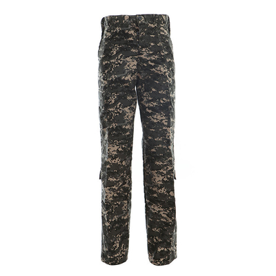 - Eine gute Lüftung, Militäruniform.