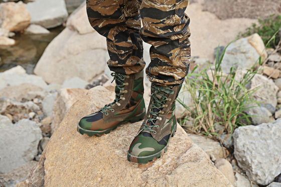7-12 Isolierte, schlagfeste, komprimierungsfreie Leder-Knöchel-Militärstiefel